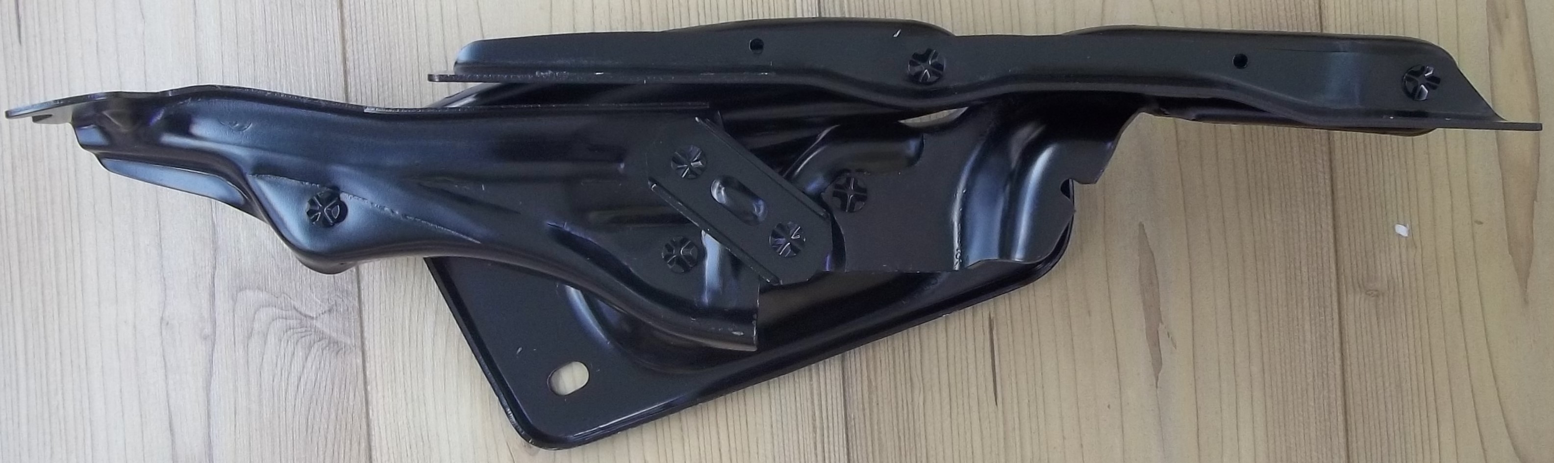 Scharnier Motorhaube links